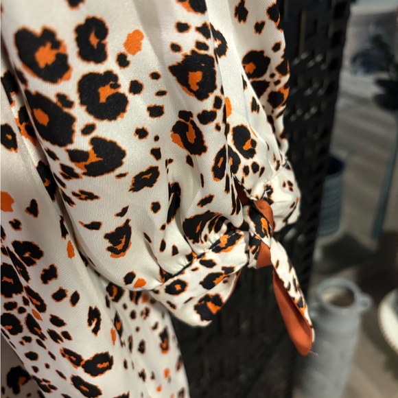 Chico's Vibrant Orange and Leopard Print Kimono - Picture 7 of 9
